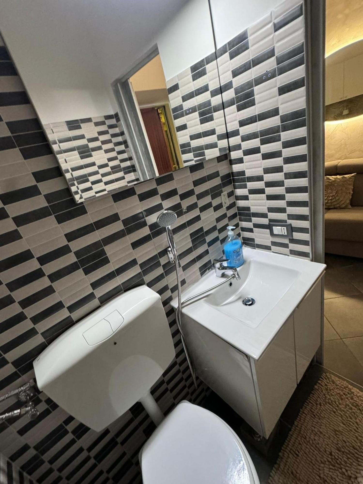 Casa Di Vincenzo Bed & Breakfast Наполи Екстериор снимка